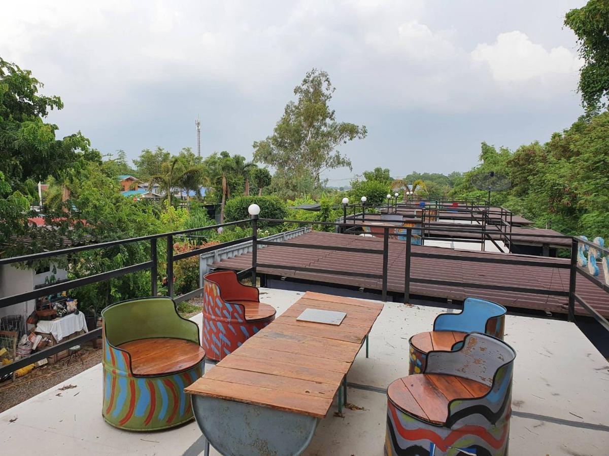 สกายวิวรีสอร์ท ชัยนาท Exterior photo