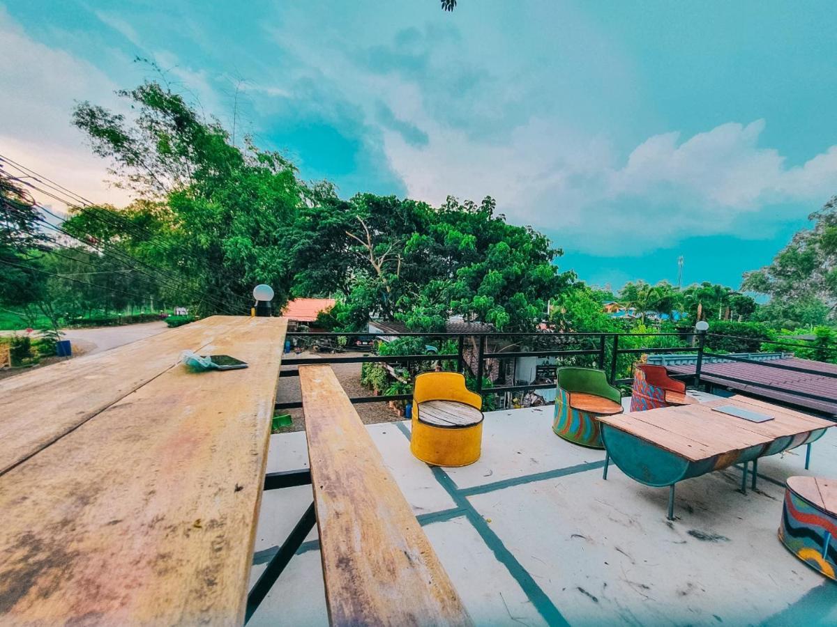 สกายวิวรีสอร์ท ชัยนาท Exterior photo