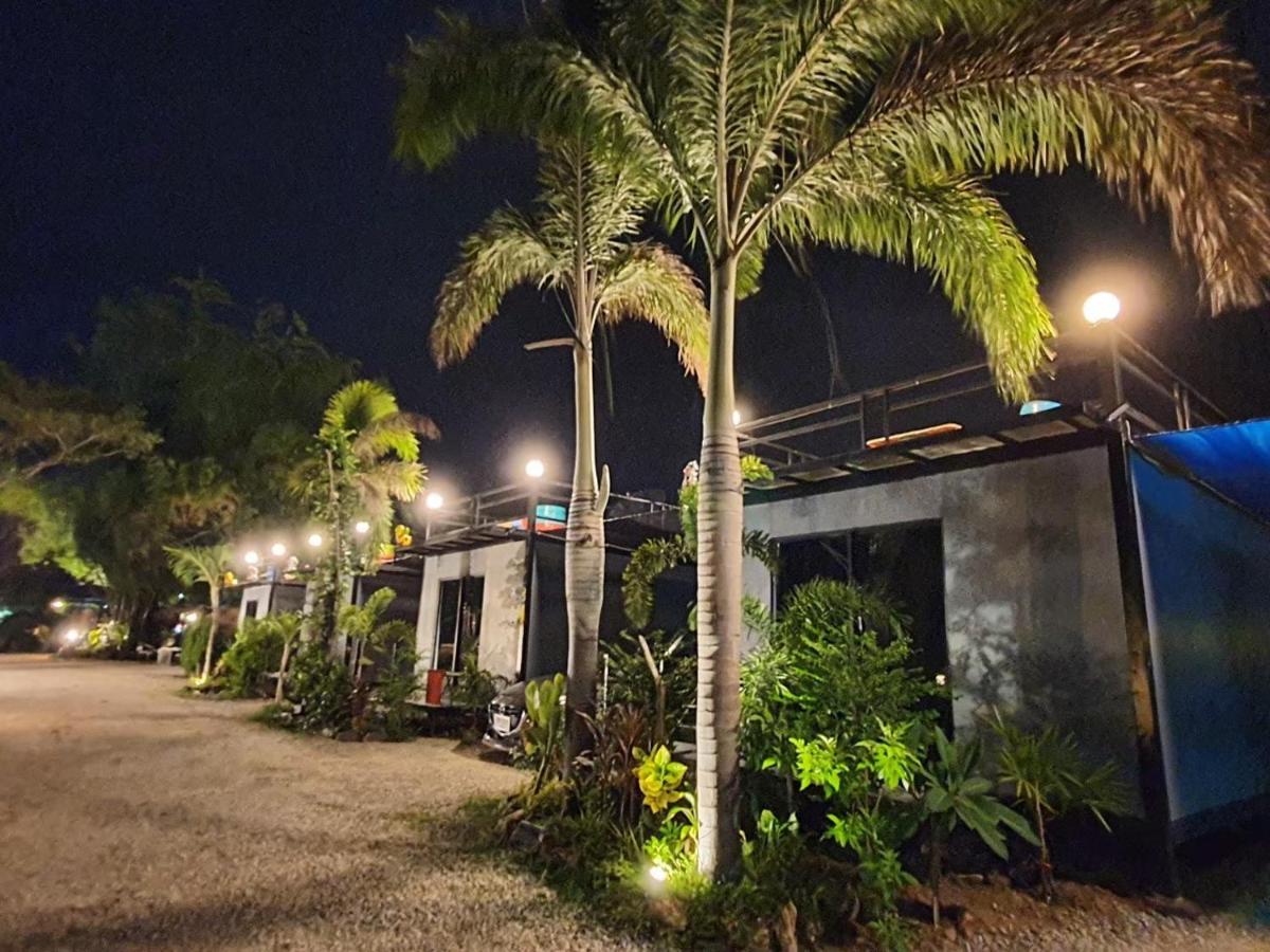 สกายวิวรีสอร์ท ชัยนาท Exterior photo
